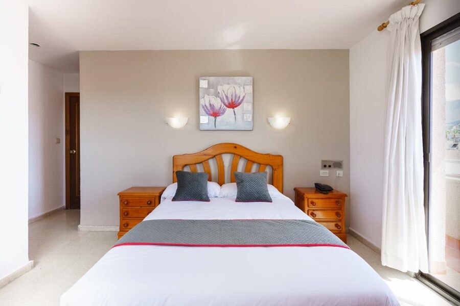 Oyo Hotel Costa Andaluza Ella Dış mekan fotoğraf